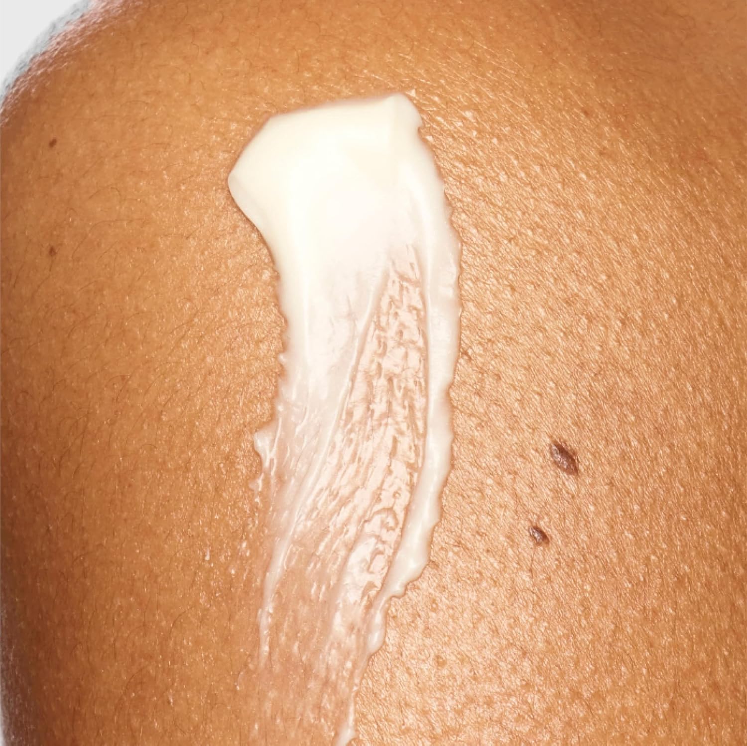 Beauty Pie Super Healthy Skin Deluxe Body Crème – Rich Hydration Body Butter with Cold-Pressed Hibiscus Oil, Hyaluronic Acid & Vitamin E – 8.45oz Nourishing Body Moisturizer for Dry & Mature Skin